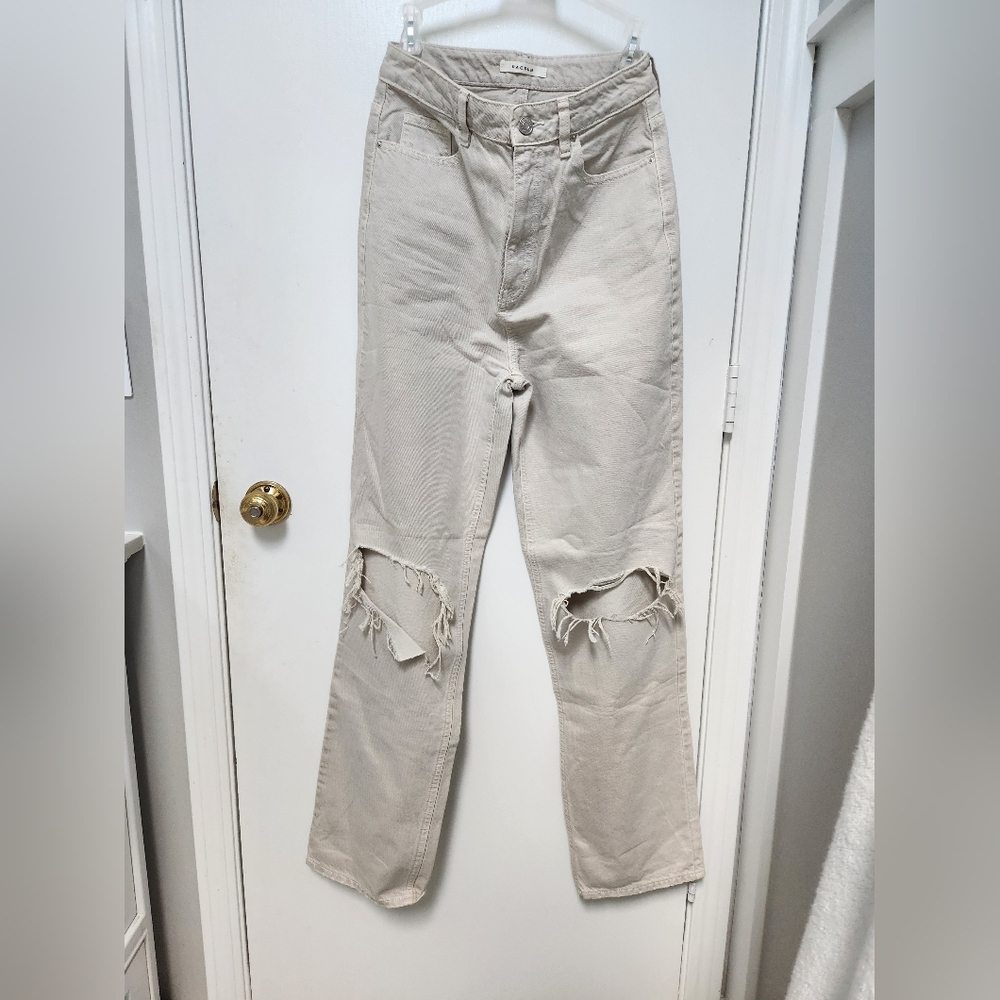 Jeans - Picture 2 of 4